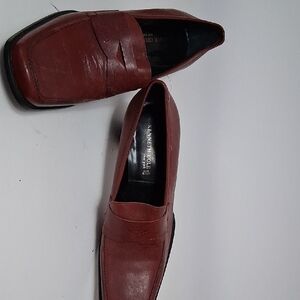 Kenneth Cole Women's Burgundy Leather Slip-On Loafers